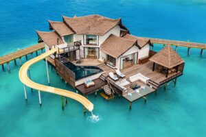 Why You Should Honeymoon In a Luxury Villa in the Maldives