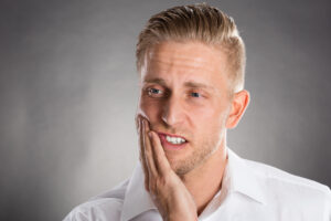 Which Common Symptoms Could Indicate You Need Emergency Dentistry?